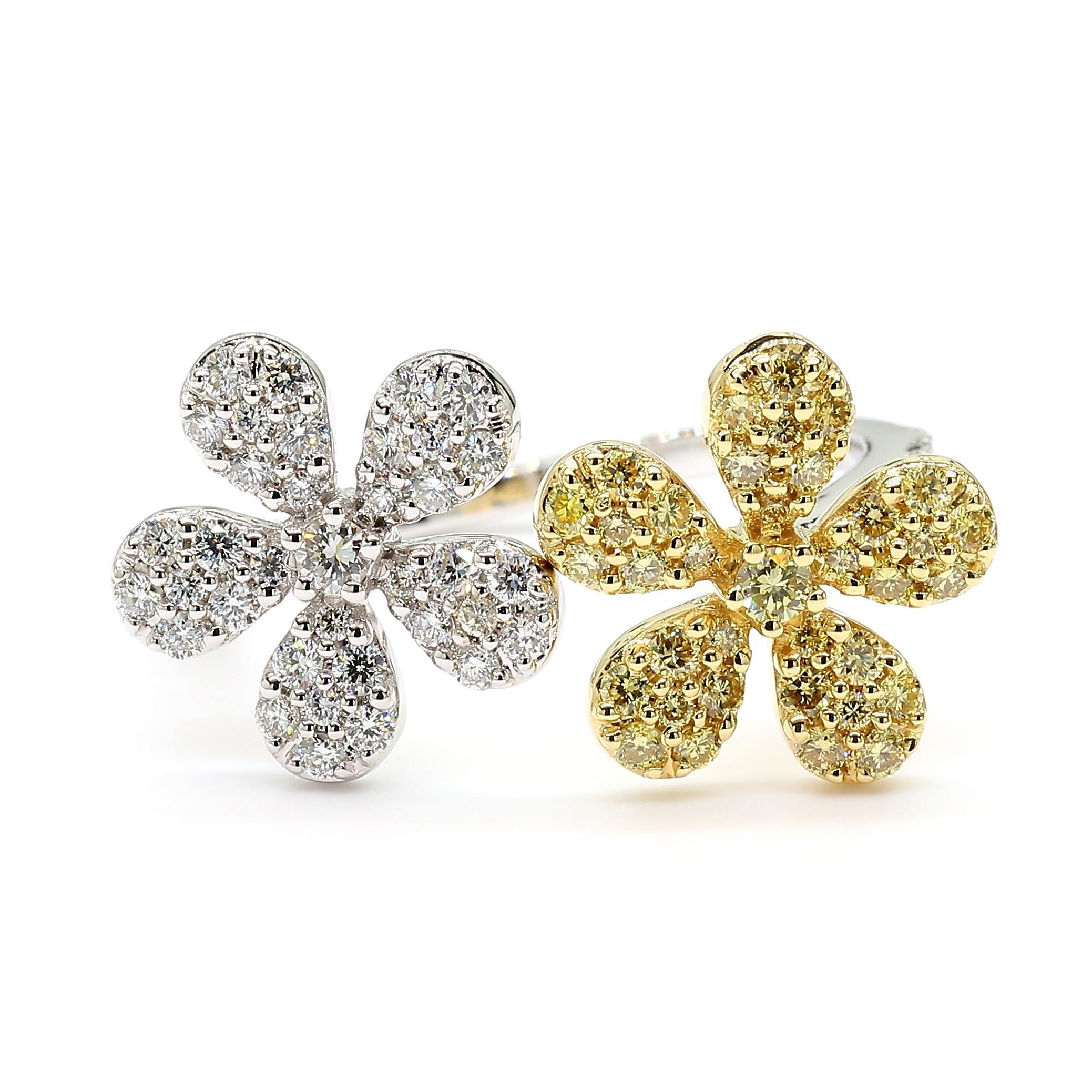 Contemporary Natural Yellow Round Diamond 0.84 Carat TW Gold Cocktail Ring For Sale