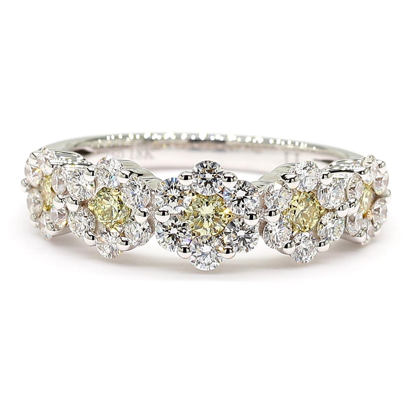 Contemporain Bague cocktail en or jaune naturel avec diamants ronds de 1.03 carat poids total en vente