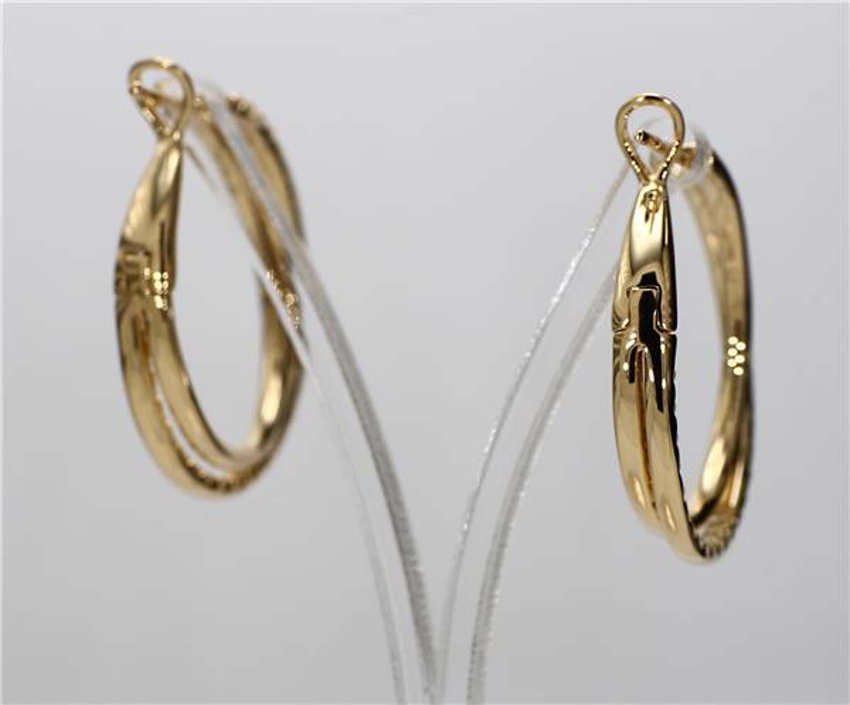 Natural Yellow Round Diamond 1.44 Carat TW Yellow Gold Loop Earrings In New Condition For Sale In New York, NY