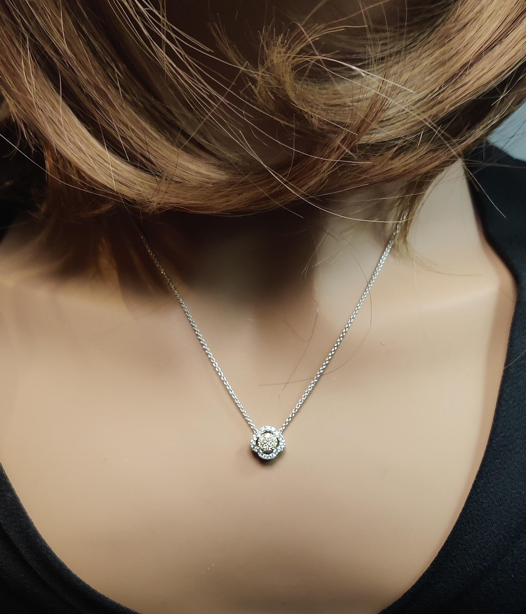 Natural Yellow Round Diamond .25 Carat TW Gold Drop Necklace In New Condition For Sale In New York, NY