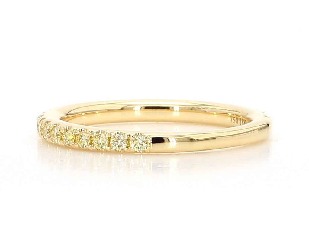 Natural Yellow Round Diamond .38 Carat TW Yellow Gold Wedding Band In New Condition In New York, NY