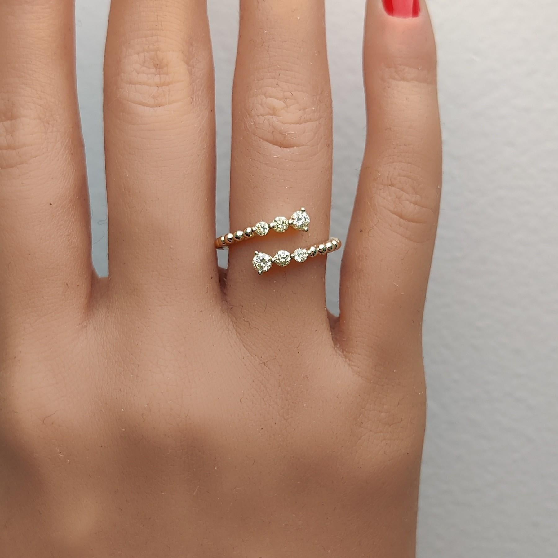 Natural Yellow Round Diamond .39 Carat TW Yellow Gold Cocktail Band In New Condition For Sale In New York, NY