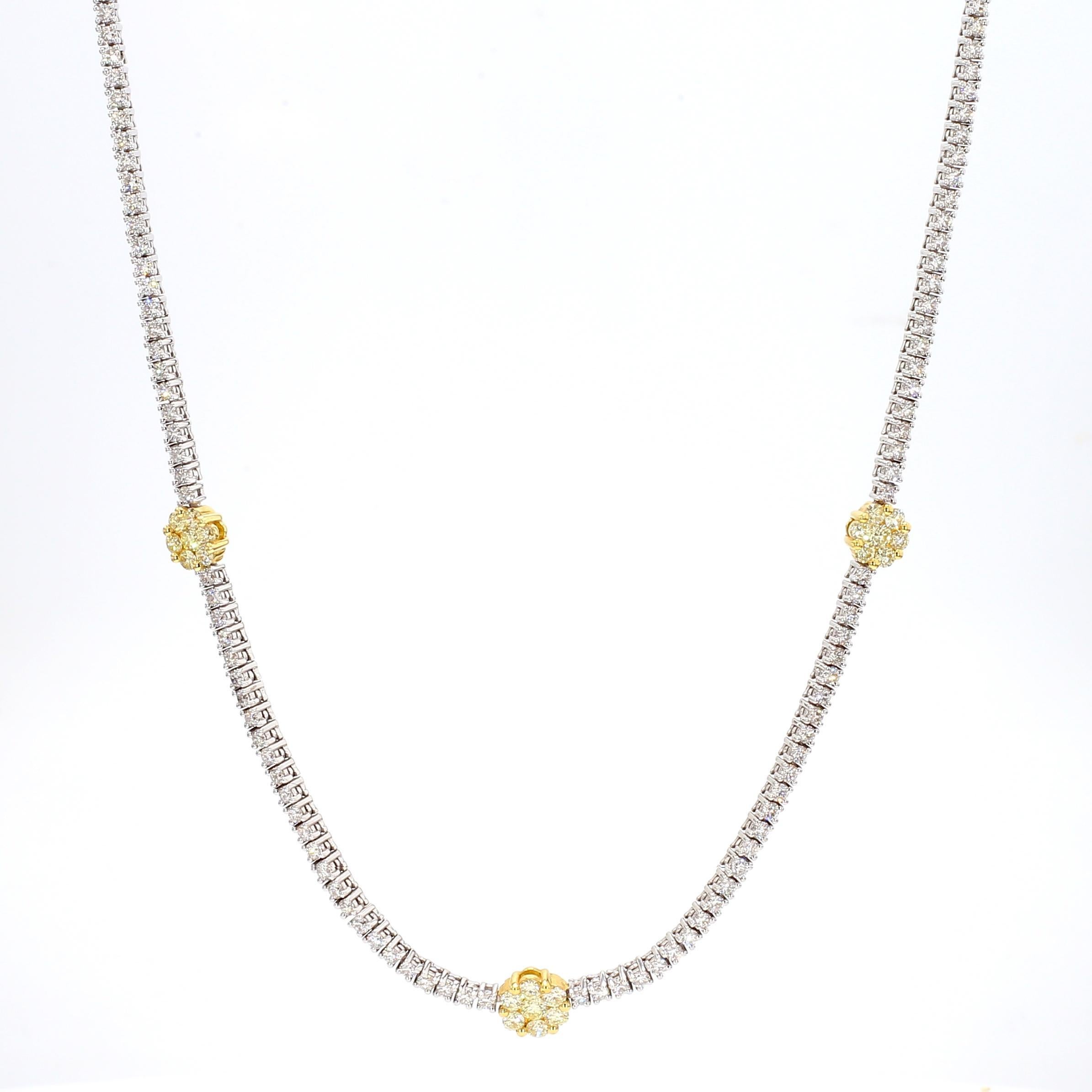 Natural Yellow Round Diamond 4.66 Carat TW Gold Drop Necklace For Sale 1