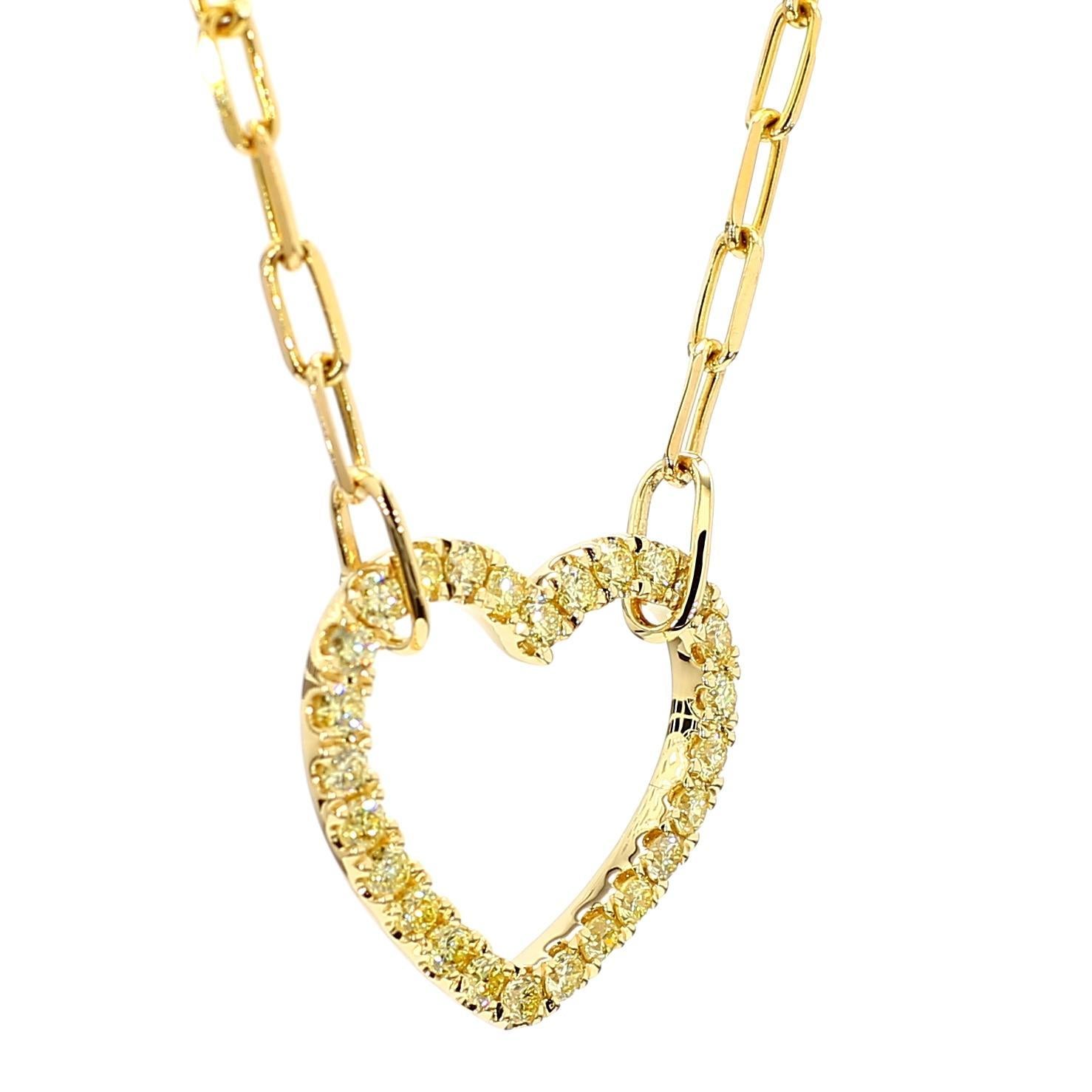 Taille ronde Pendentif en or avec diamant rond de couleur naturelle jaune de 67 carat TW en vente