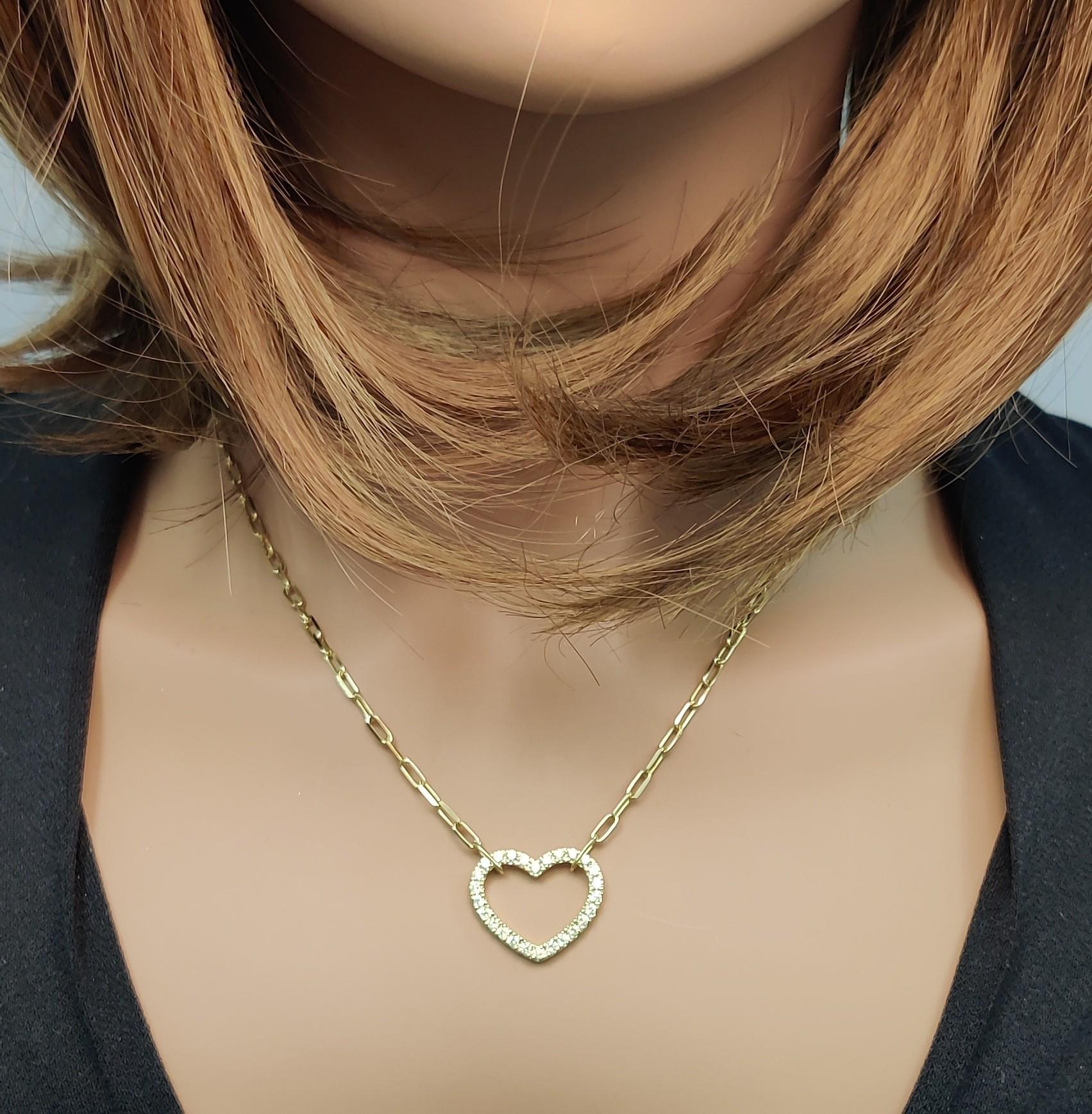 Pendentif en or avec diamant rond de couleur naturelle jaune de 67 carat TW Neuf - En vente à New York, NY