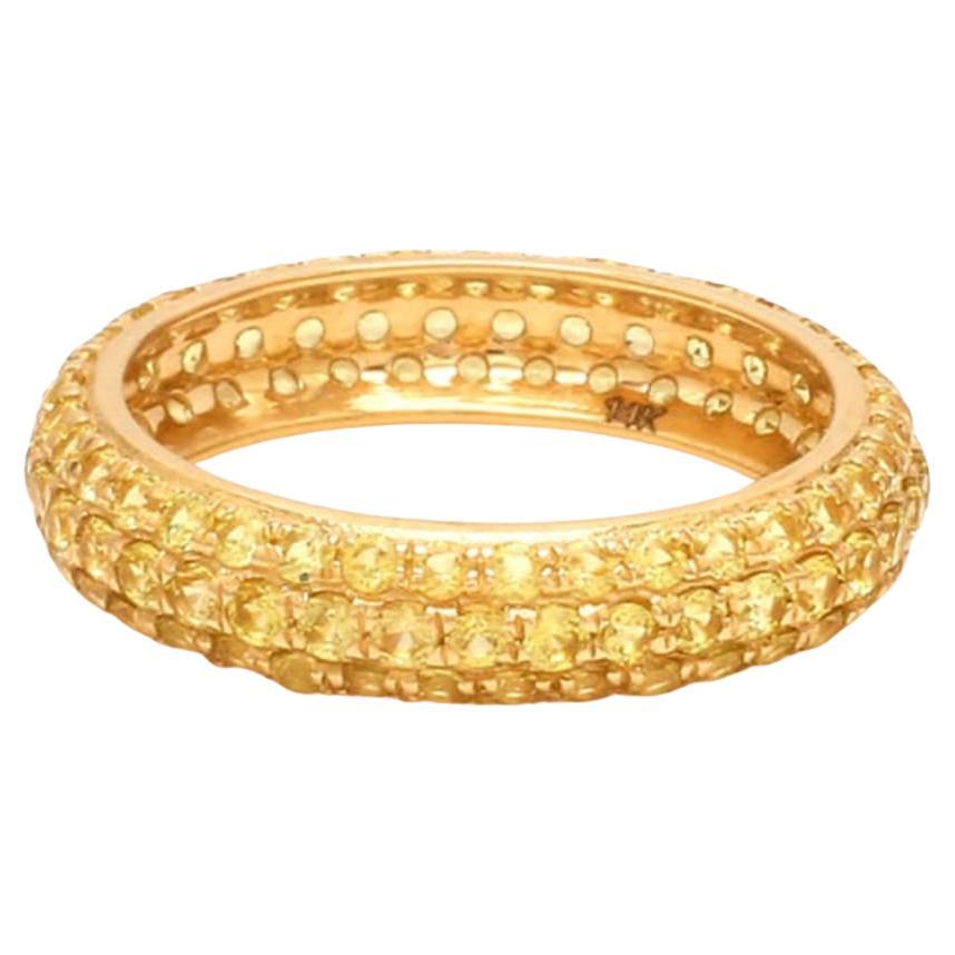 Bague en or 18k avec saphir jaune naturel 1.630cts