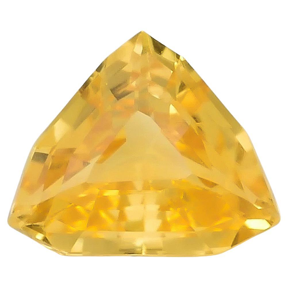 Natural Yellow Sapphire 1.67 carats For Sale