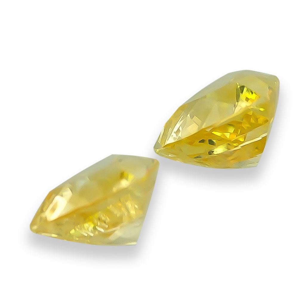 Paire de saphirs jaunes naturels assortis de 2,33 carats / JupiterGem Neuf - En vente à Los Angeles, CA