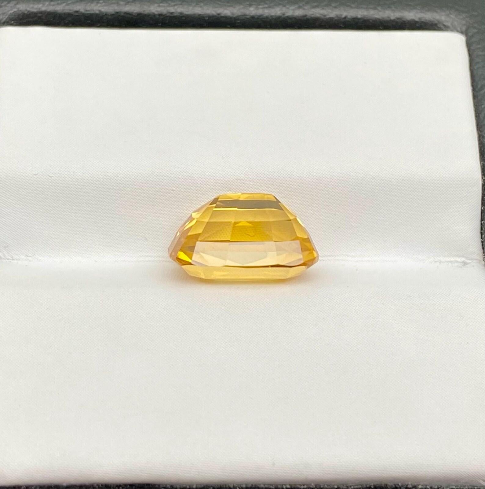 Cushion Cut Natural Yellow Zircon loose gemstone 5.00 ct., High quality, Cushion , Sri Lanka For Sale