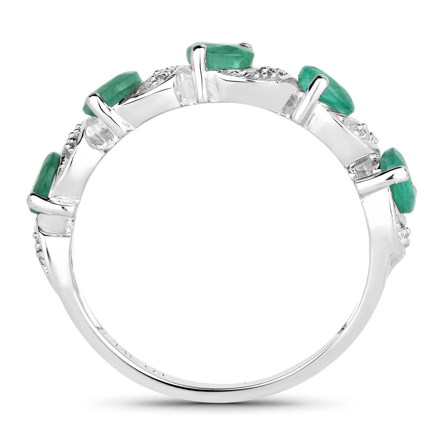 Contemporary Natural Zambian Emerald and Diamond Band 1.20 Carats 14k White Gold For Sale