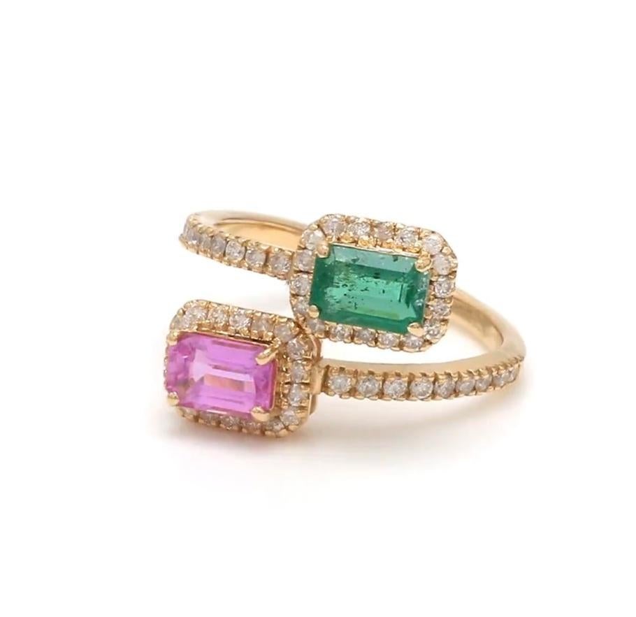 Anello con smeraldo naturale dello Zambia e zaffiro rosa in oro 14k in vendita 2