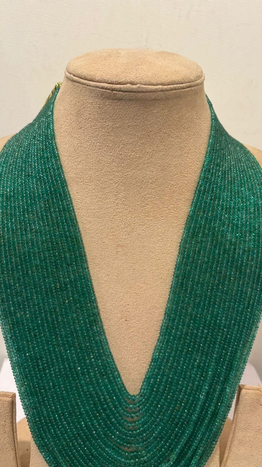 Emerald Cut Natural Zambian Emerald Beads in 20 lines For Sale