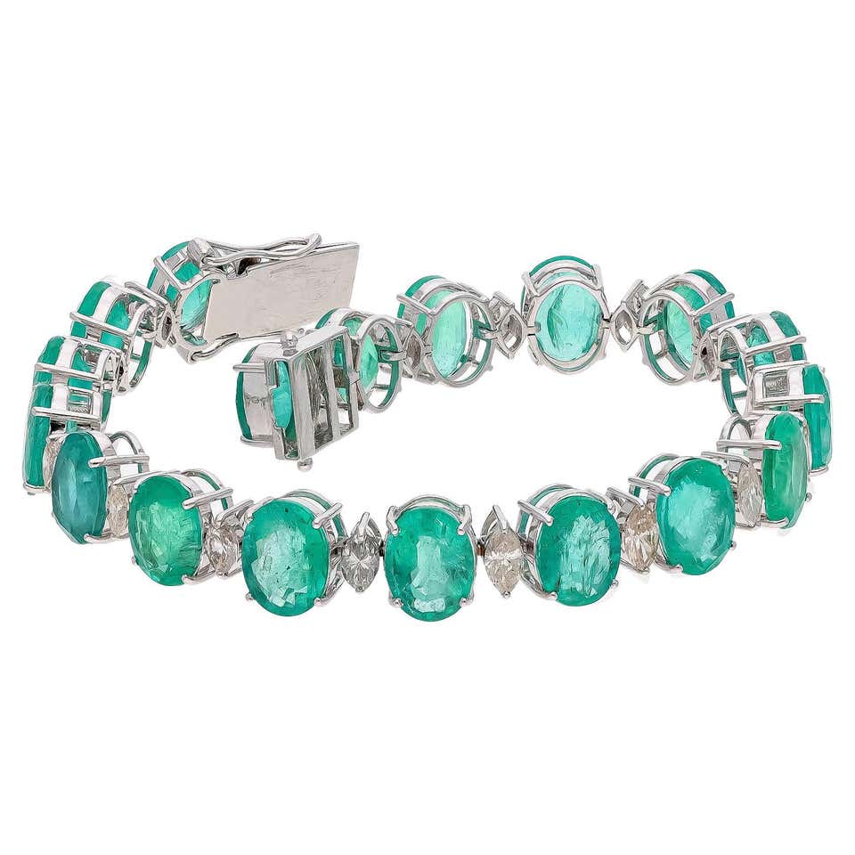Natural Zambian Emerald Bracelet with Diamond and 18k Gold For Sale at ...