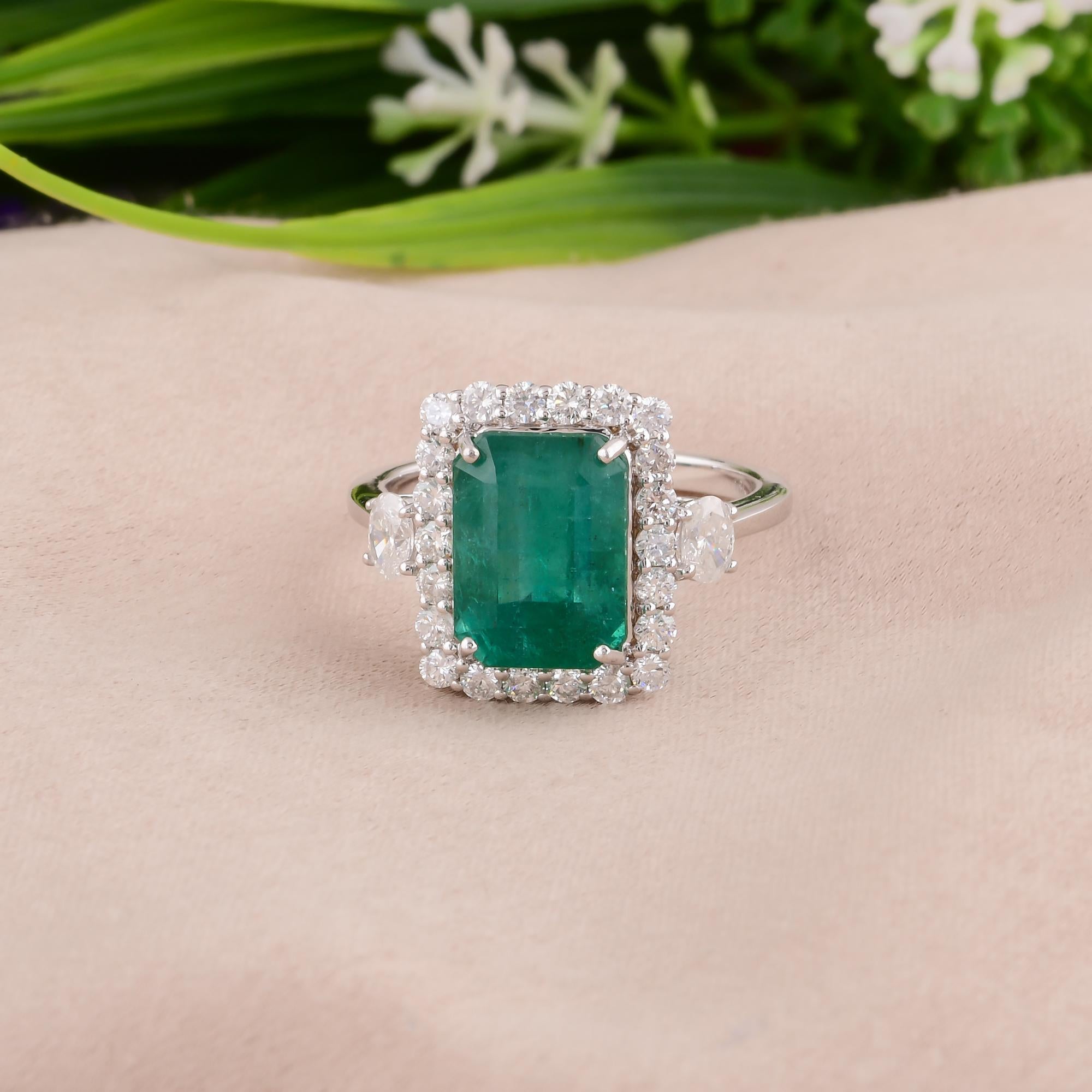 FOLLOW SPECTRUM JEWELS Storefront, um die neueste Collection'S und exklusive Stücke zu sehen. Spectrum Jewels ist stolz darauf, ein Top Seller auf 1stdibs mit 5-Sterne-Kundenbewertungen zu sein. Alle von uns hergestellten Artikel sind handgefertigt