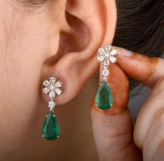 18K Gold Emerald and Diamond Stud Earrings, 1.48 Ct