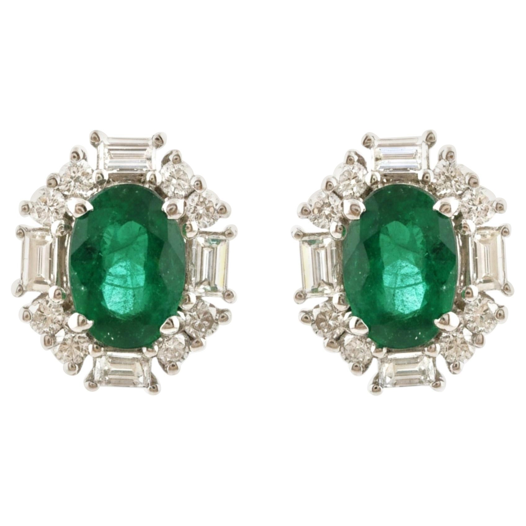 Nature Emeraude Zambienne Diamant Halo Boucles d'oreilles or blanc 14 carats