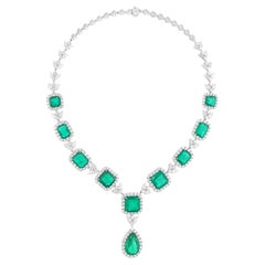 Collier en or blanc 14 carats avec émeraude naturelle de Zambie et diamants, SI/H – Bijou d'occasion