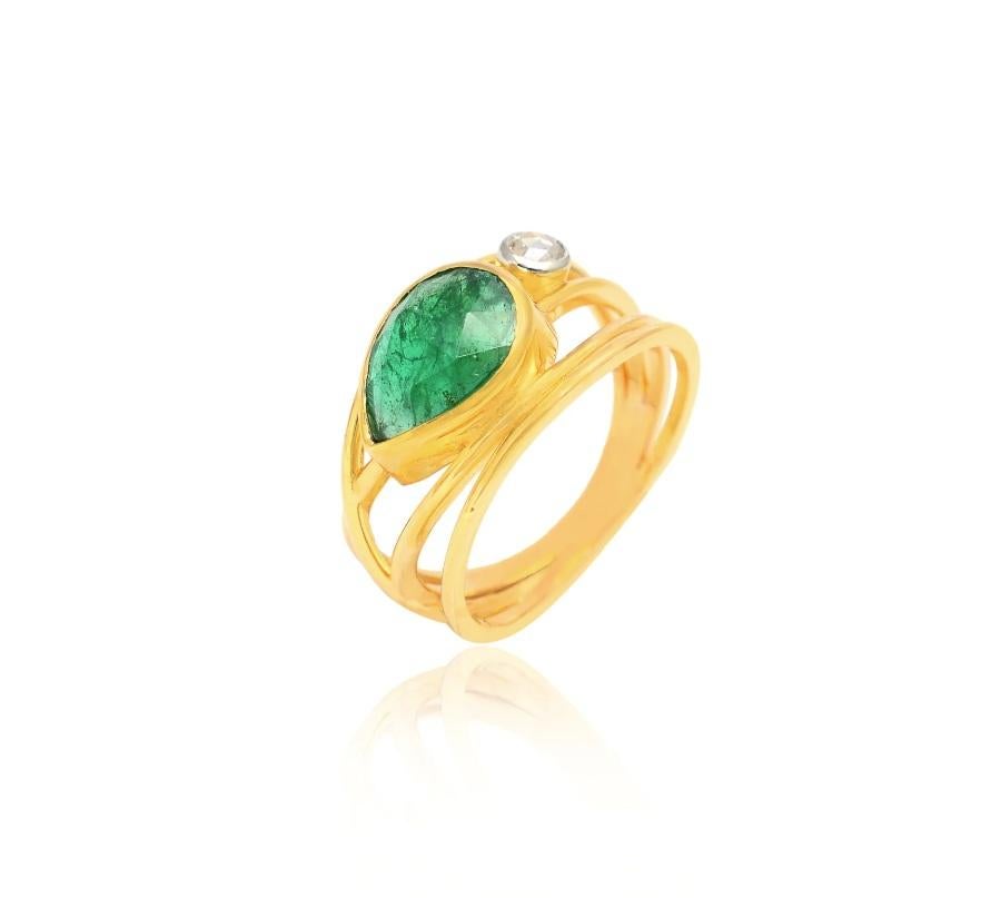 Natural Zambian Emerald & Diamond Ring 14K Gold In New Condition For Sale In jaipur, IN