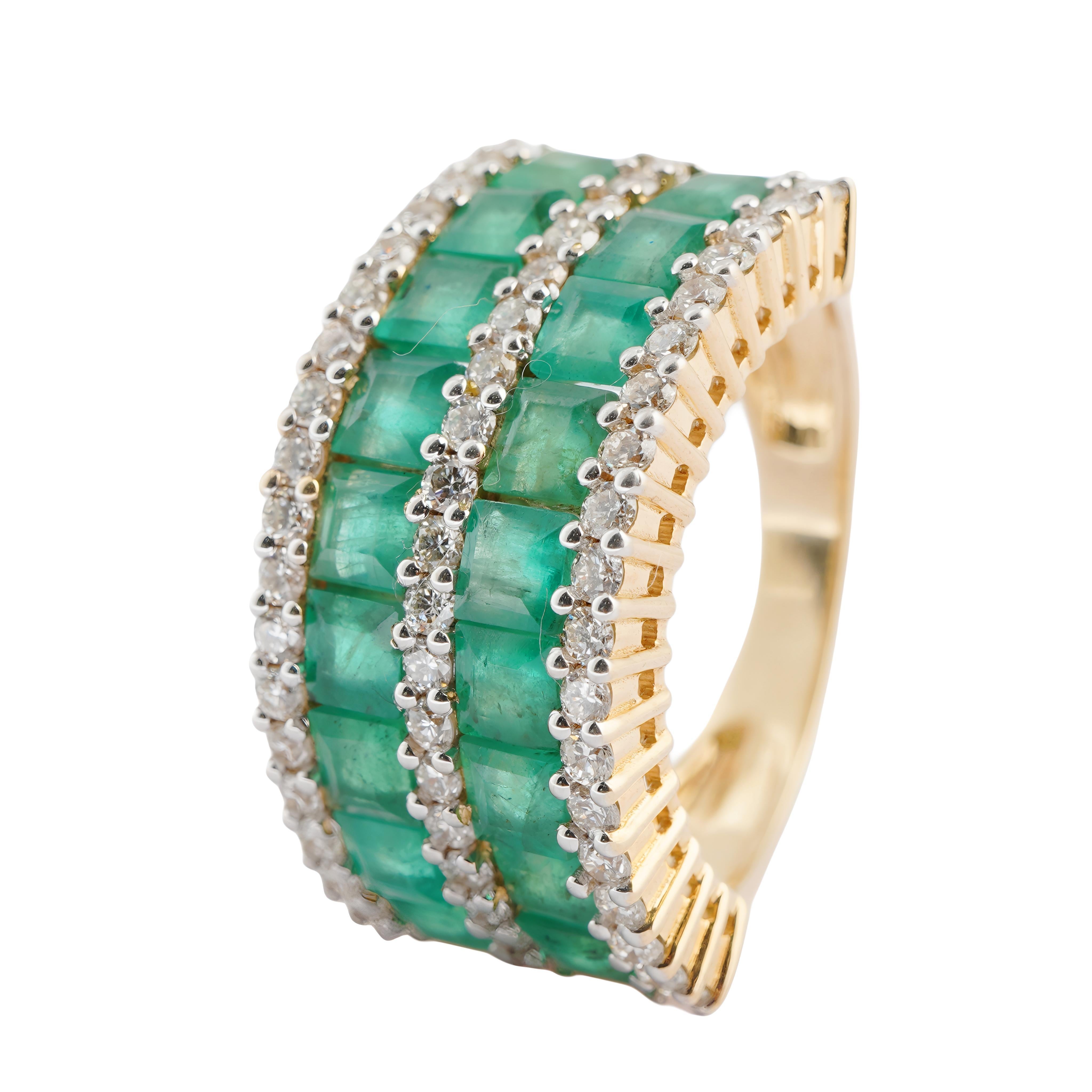 De las mujeres Natural Zambian emerald diamond ring in 14k gold en venta