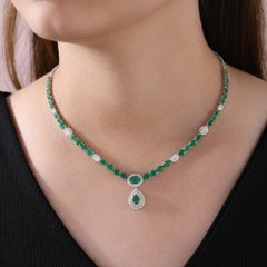 18K White Gold Graduated Emerald Necklace, 10.18ct Emeralds, 2.44ct Diamonds