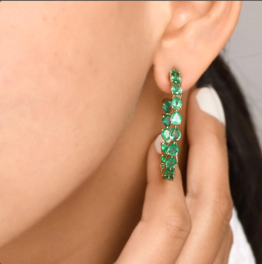 Taglio Asscher Orecchino con smeraldo naturale dello Zambia in oro 18 carati in vendita