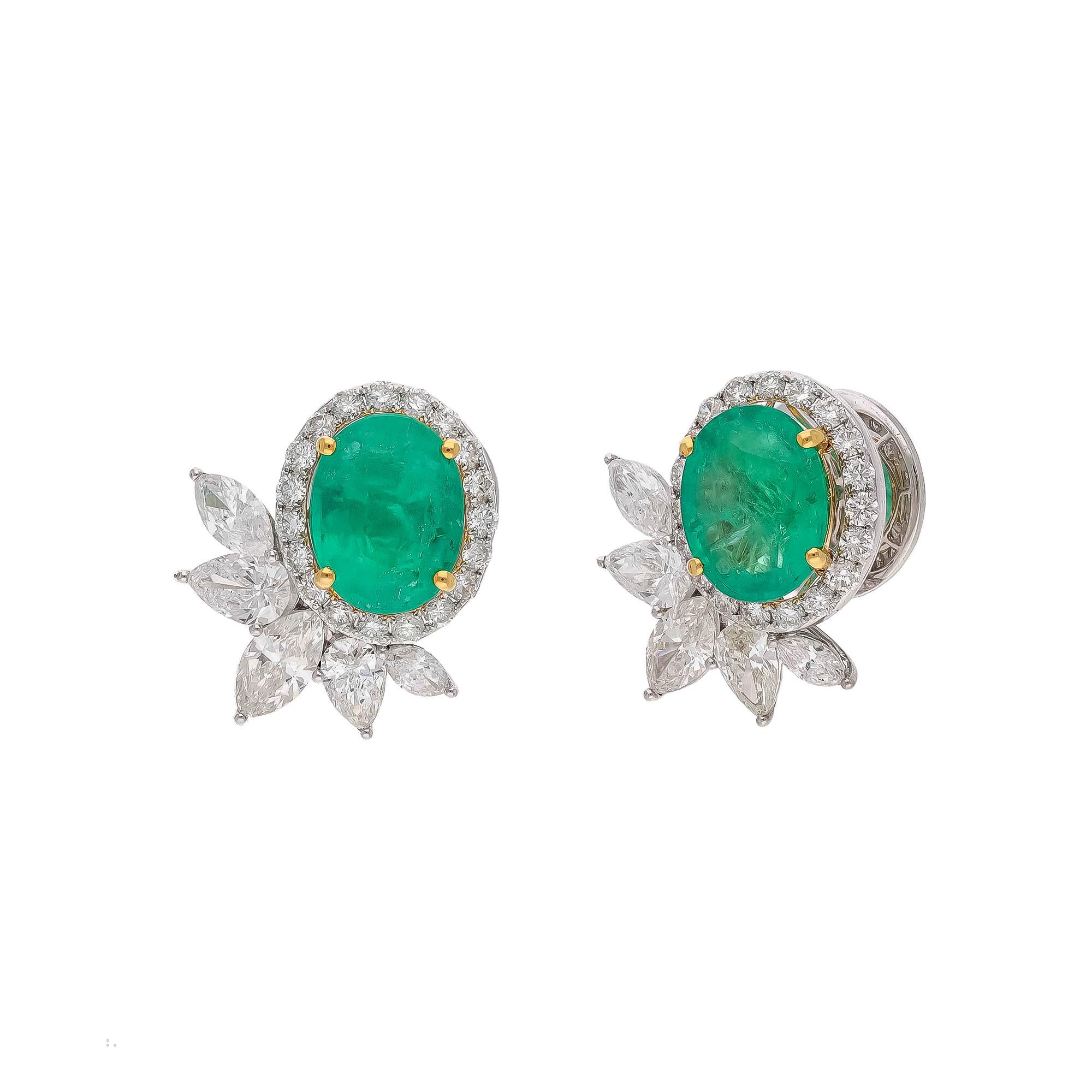 Mixed Cut Natural Zambian Emerald Earring with Diamond and 18k Gold For Sale