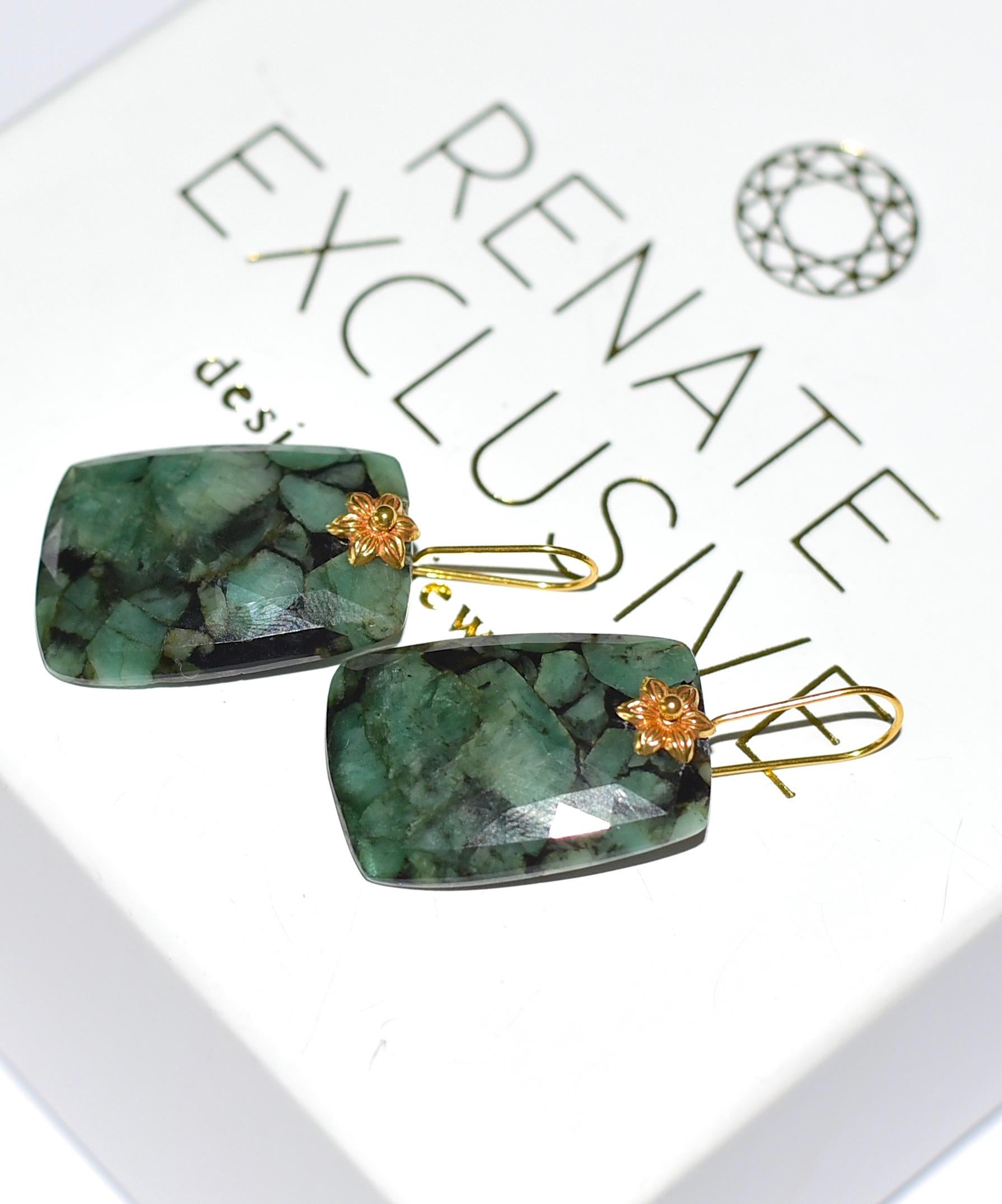Modern Natural Zambian Emerald Earrings in 18K Solid Yellow Gold