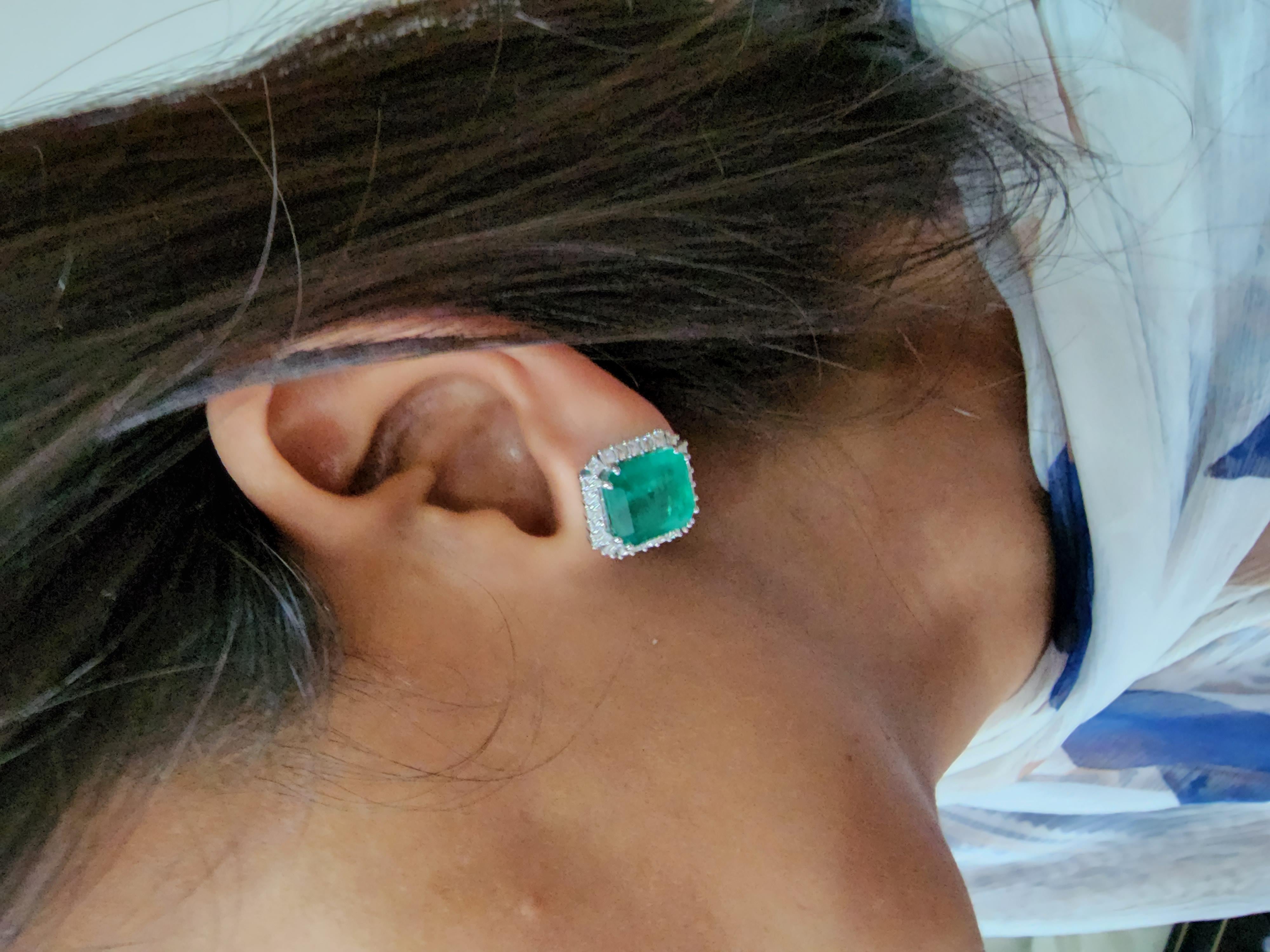 Natürliche sambische Smaragd-Ohrringe mit 11,06 Karat Smaragden aus 14 Karat Gold im Zustand „Neu“ im Angebot in jaipur, IN