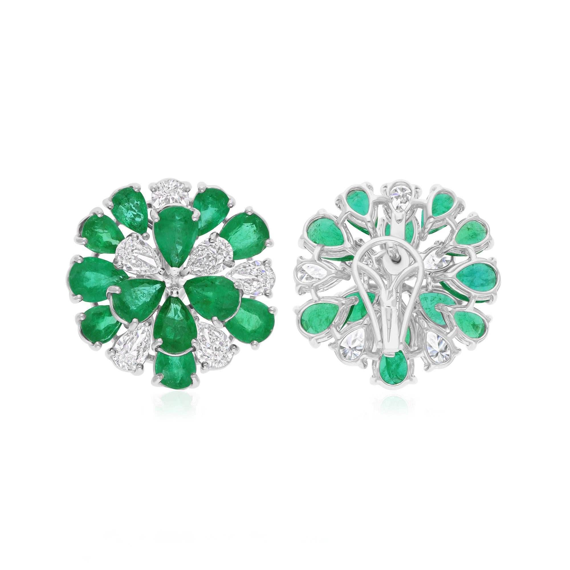 Moderne Boucles d'oreilles fleur en or blanc 18 carats avec émeraude naturelle de Zambie SI/H et diamants en vente
