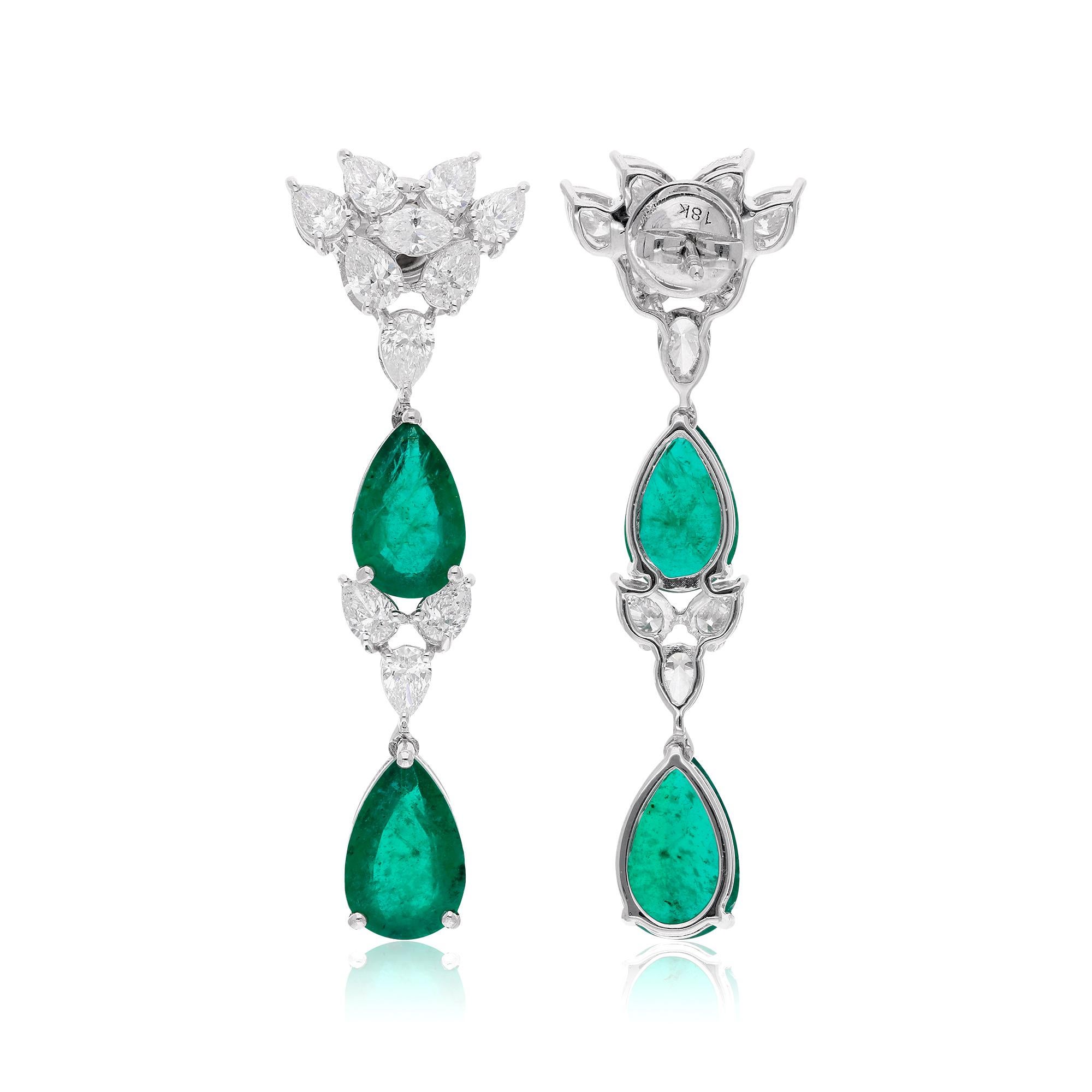 Moderno Natural Zambian Emerald Gemstone Dangle Earrings Diamond 14 Karat White Gold in vendita