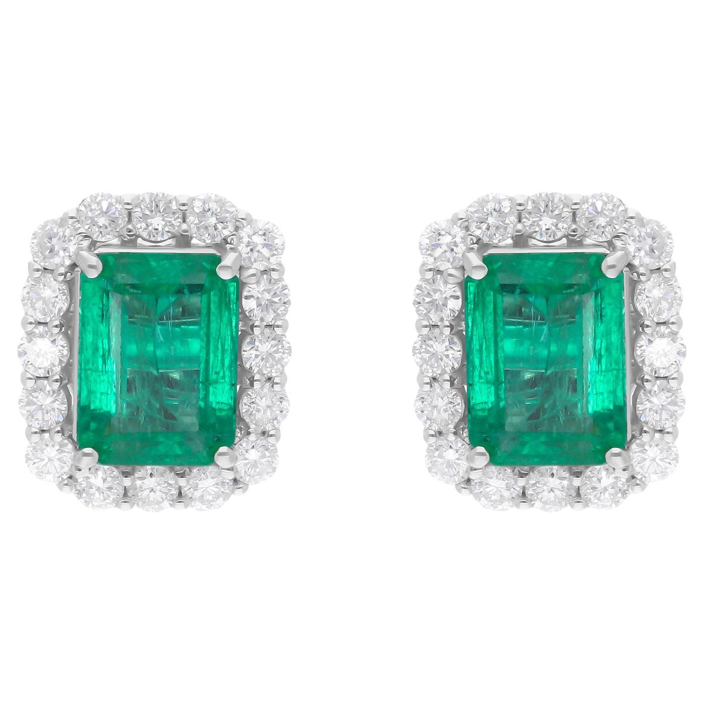 Natural Zambian Emerald Gemstone Earrings SI/H Round Diamond 18 Karat White Gold