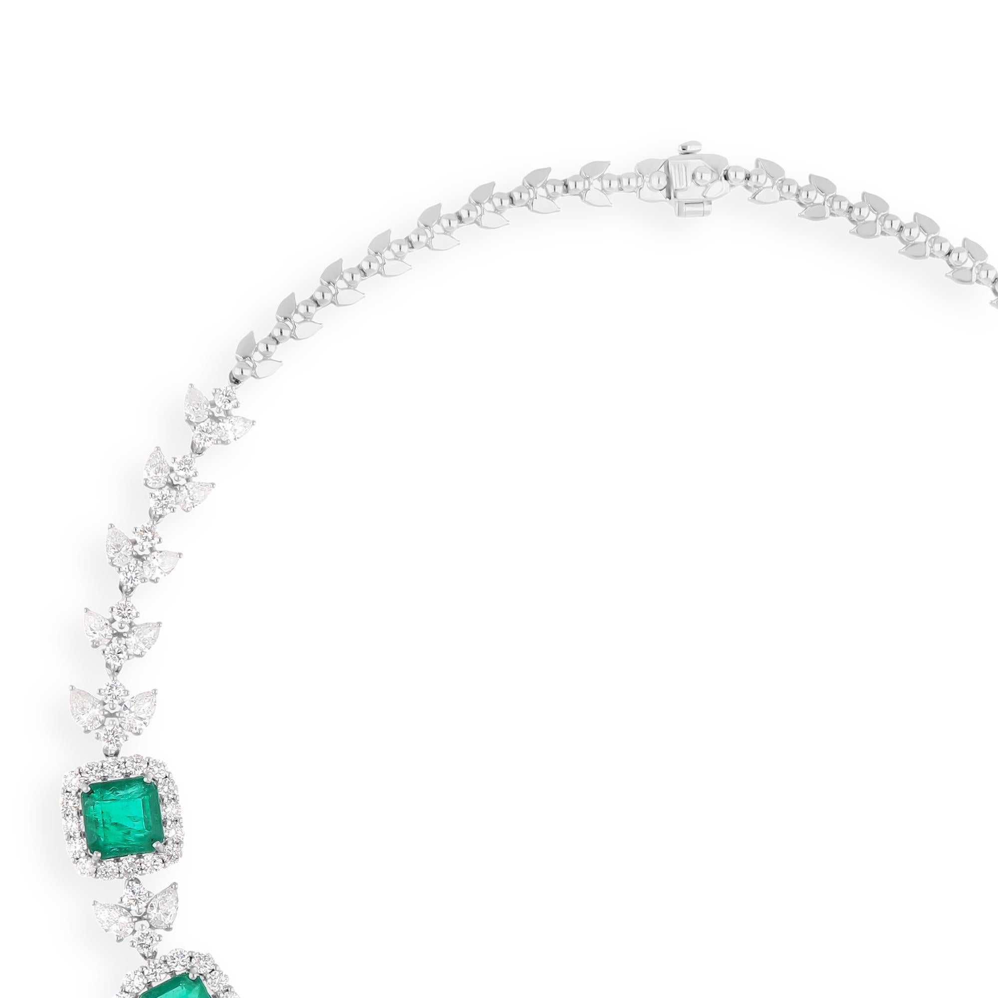 Natürlicher sambischer Smaragd Edelstein Feine Halskette SI/H Diamant 18 Karat Weißgold (Moderne) im Angebot