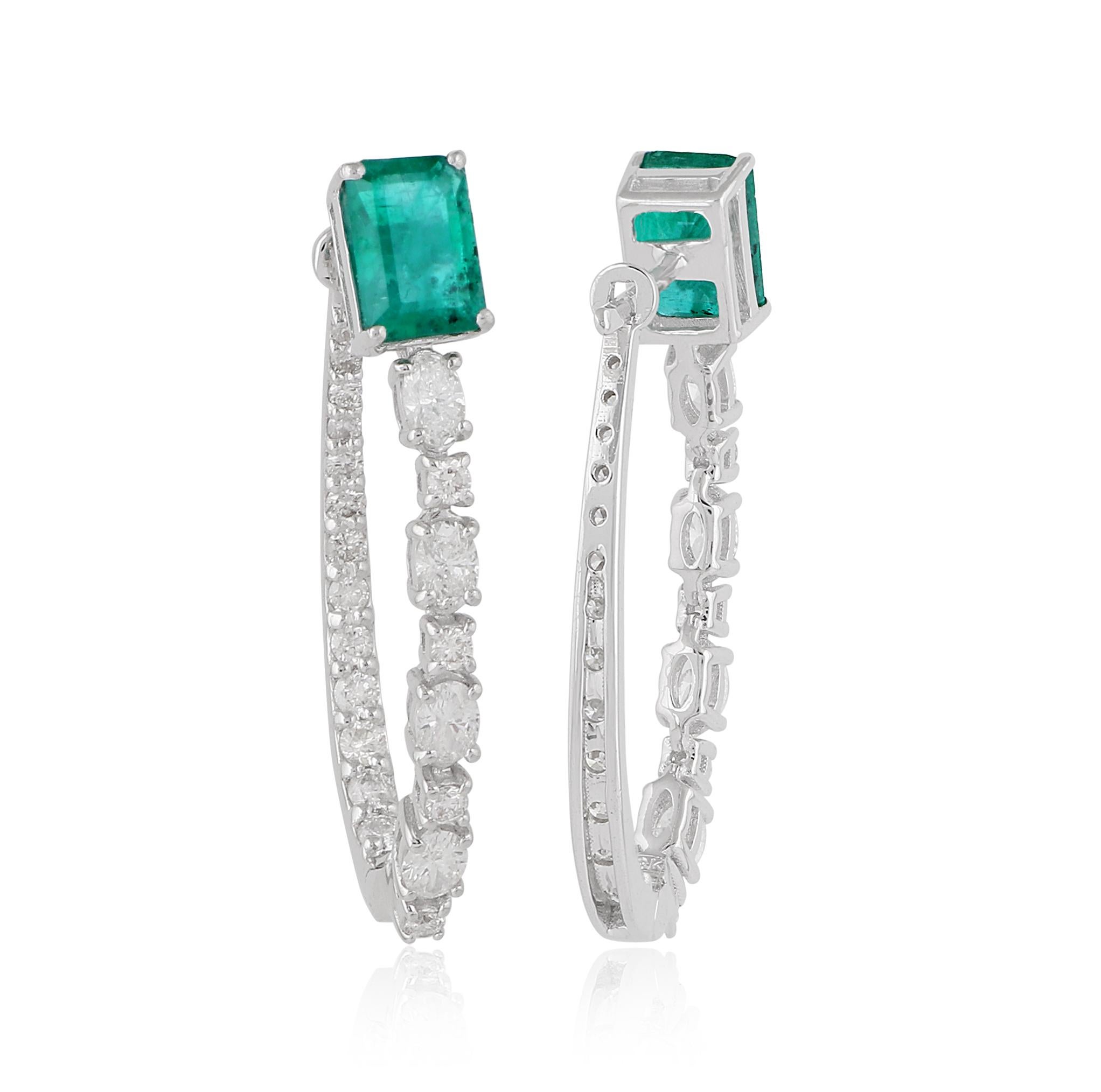 Item Code :- SEE-1195
Gross Wet. :- 5.56 gm
18k Solid White Gold Wet. :- 4.84 gm
Natural Diamond Wet. :- 1.60 ct. ( AVERAGE DIAMOND CLARITY SI1-SI2 & COLOR H-I )
Emerald Wet. :- 2 Ct.
Earrings Length :- 31 mm approx.

✦