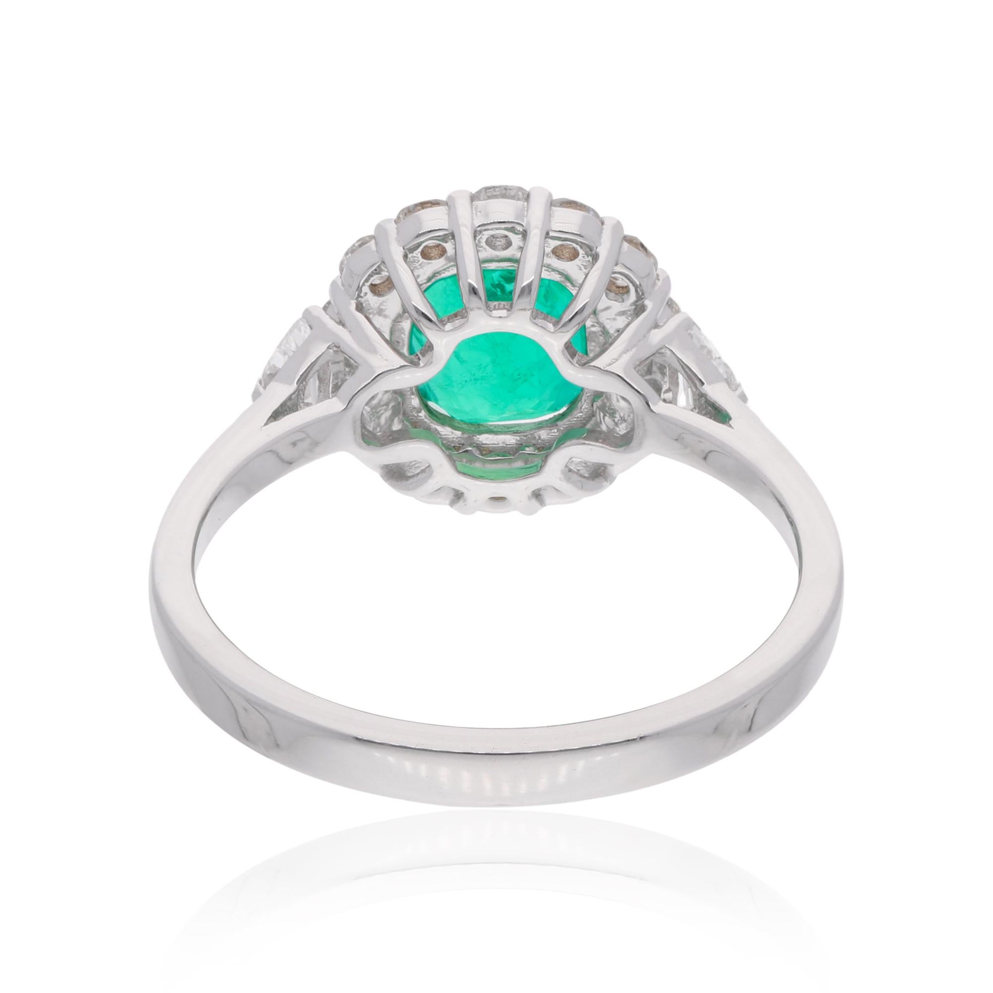 Natural Zambian Emerald Gemstone Ring Diamond 18 Karat White Gold Fine Jewelry In New Condition For Sale In Diera, Dubai