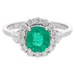 Natural Emerald Gemstone Ring Diamond 18 Karat White Gold Handmade Fine Jewelry