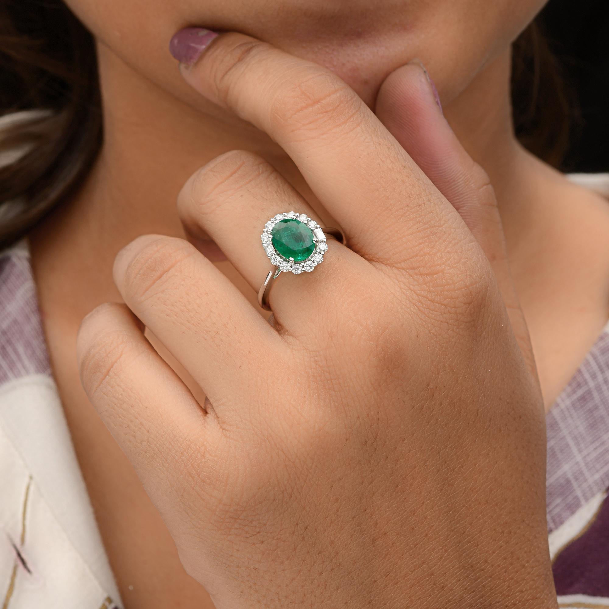 Esmeralda zambiana natural Anillo SI/H Diamante Joyas de oro blanco de 14 quilates en Nuevo estado para la venta en Diera, Dubai