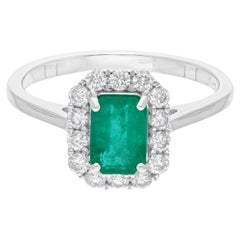 Nature Emerald Gemstone Ring SI/HI Diamond 14 Karat White Gold Jewelry