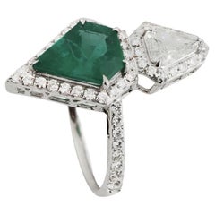 Bague en or 18k avec diamant de haute qualité et émeraude naturelle de Zambie