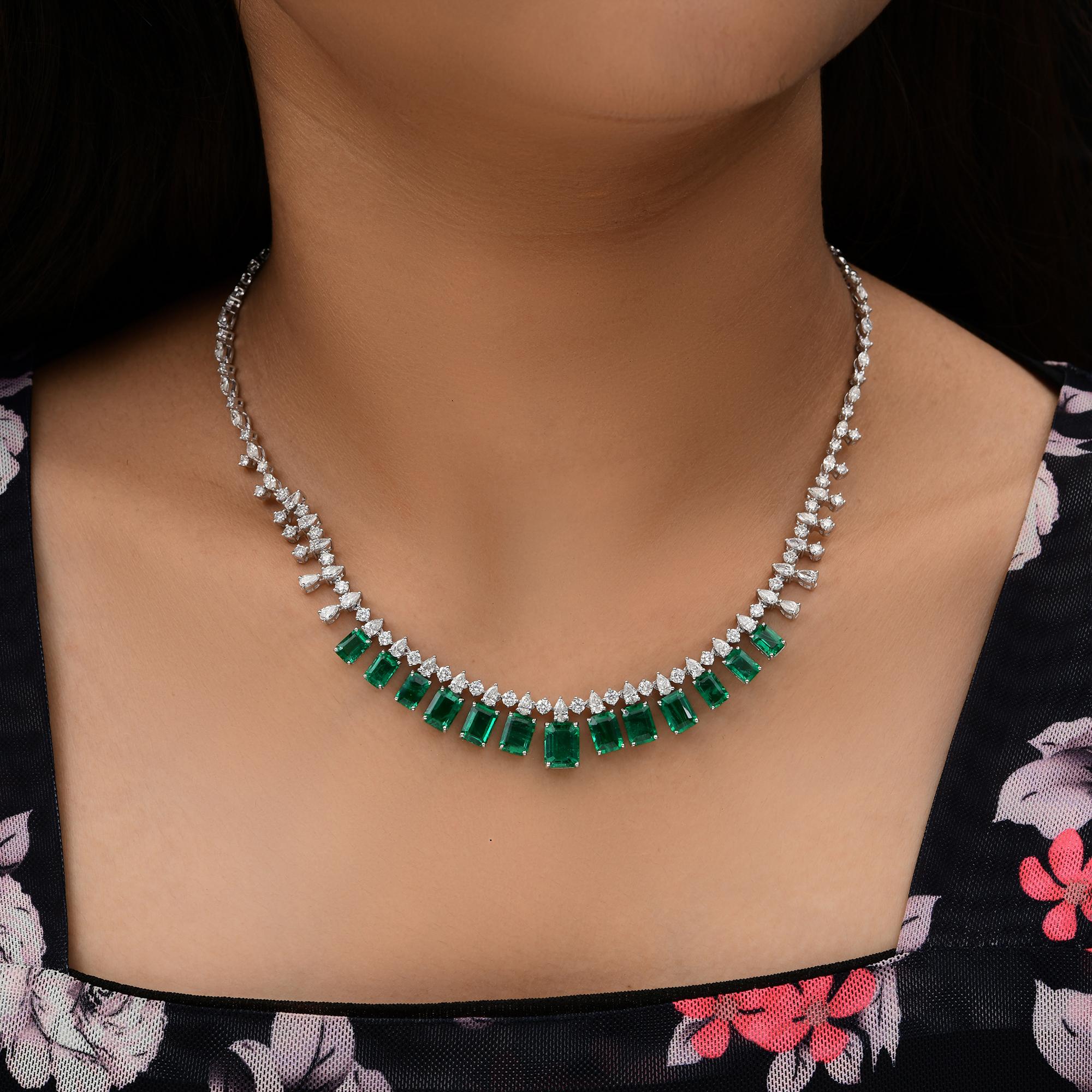 Natural Zambian Emerald Necklace SI/H Diamond 18 Karat White Gold Fine Jewelry In New Condition For Sale In Diera, Dubai