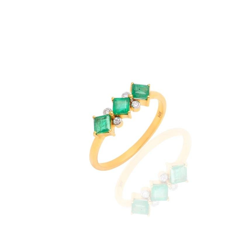 Esmeralda natural de Zambia Anillo de oro de 14 quilates en venta 1