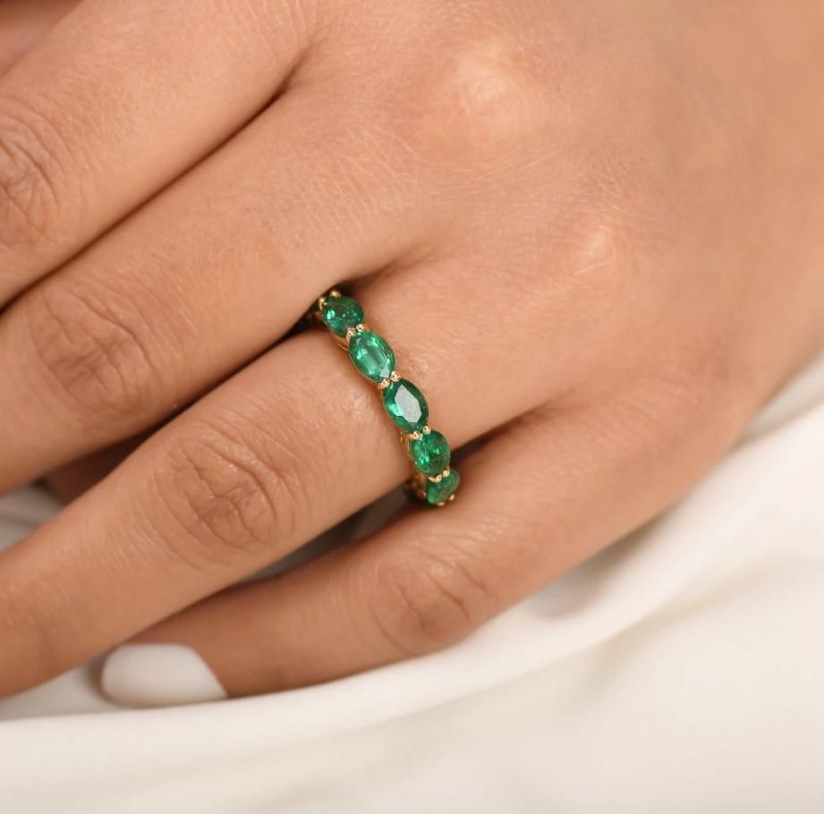 Taille Asscher Bague en or 18k avec émeraude naturelle de Zambie en vente