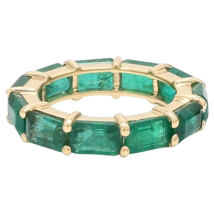 Natural zambian emerald ring in 18k gold