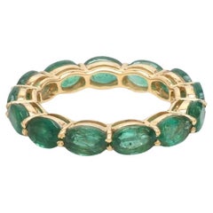 Natural Zambian emerald ring in 18k gold