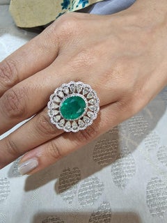 Bague émeraude naturelle de Zambie avec 6.30 Cts et 3.11 CTs diamants poires en 14k