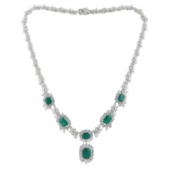 Smeraldo naturale dello Zambia SI/H Collana di diamanti in oro bianco 18 carati Gioielli di pregio