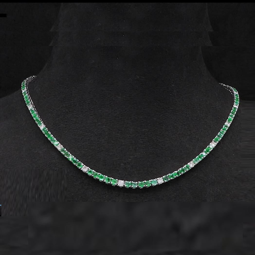 Natural Zambian Emerald SI/H Diamond Tennis Necklace 10 Karat White Gold Jewelry In New Condition For Sale In Diera, Dubai