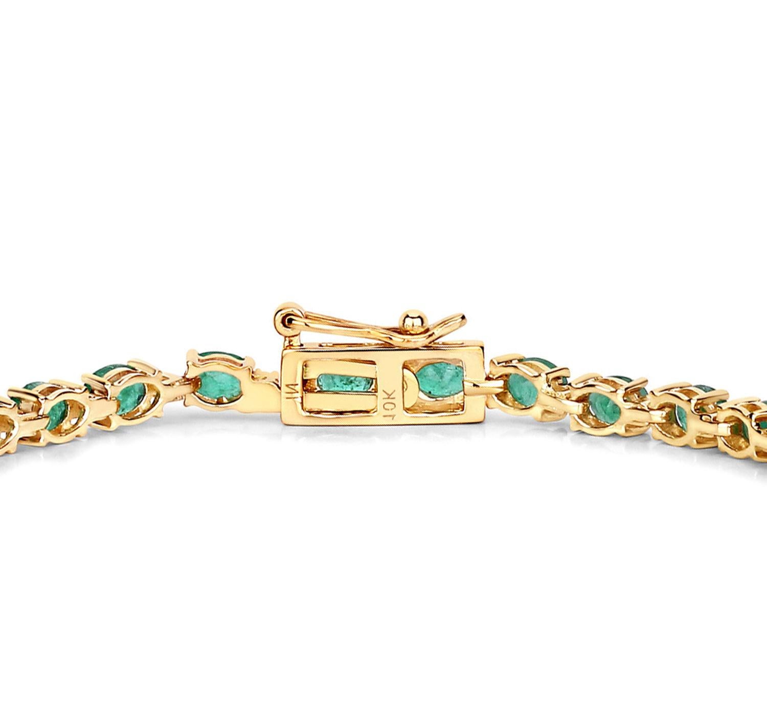 Taille ovale Bracelet tennis en or 10 carats avec diamants et émeraudes naturelles de Zambie de 4,96 carats en vente