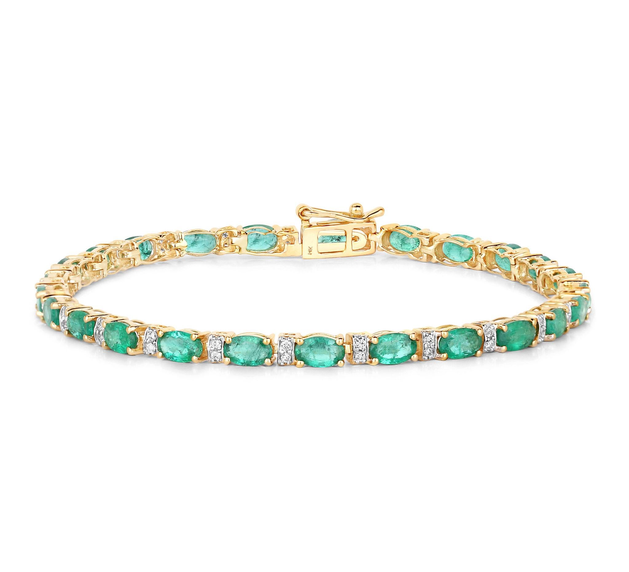 Contemporary Natural Zambian Emerald Tennis Bracelet Diamond Links 5 Carats 14K Yellow Gold For Sale