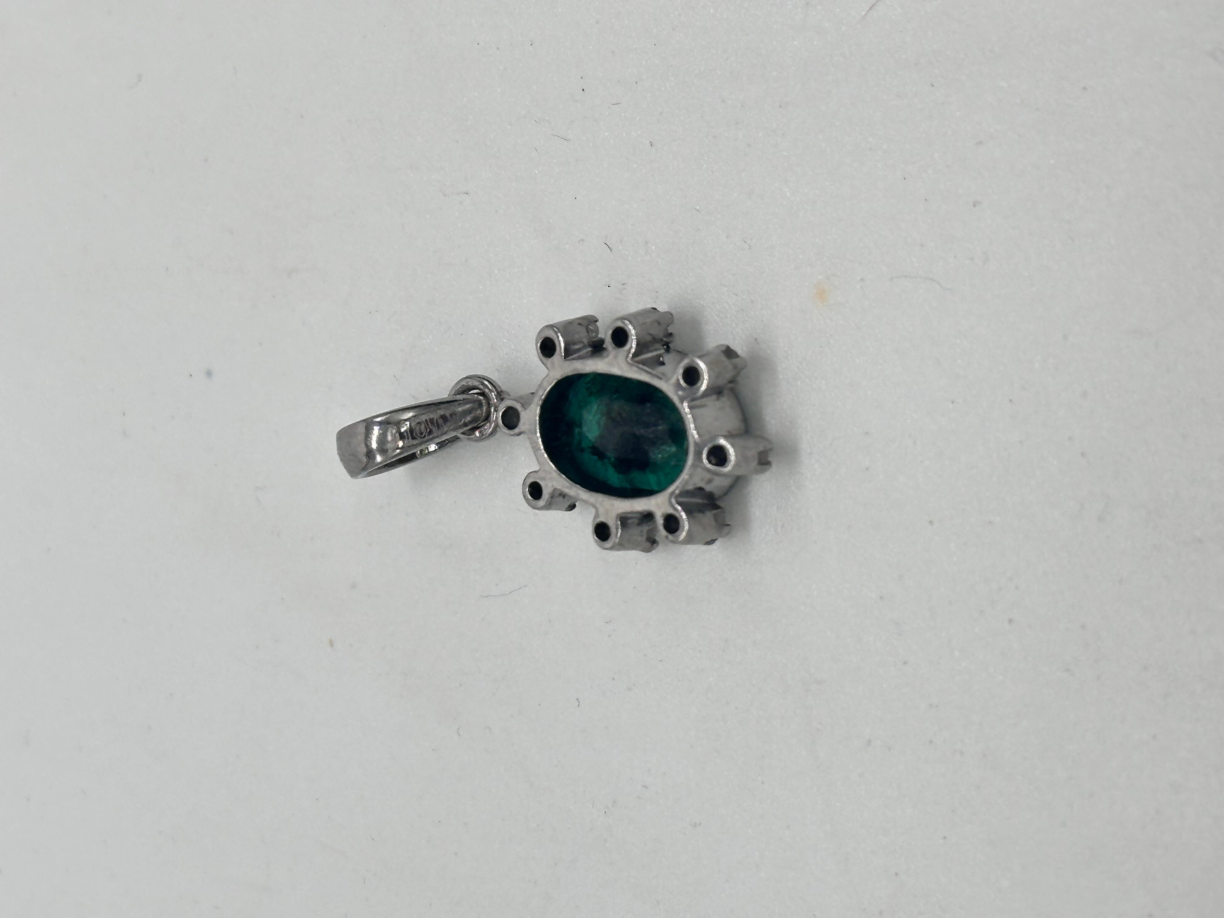 Emerald Cut Vintage natural Emerald rose cut Diamonds Sterling Silver star burst Pendant For Sale