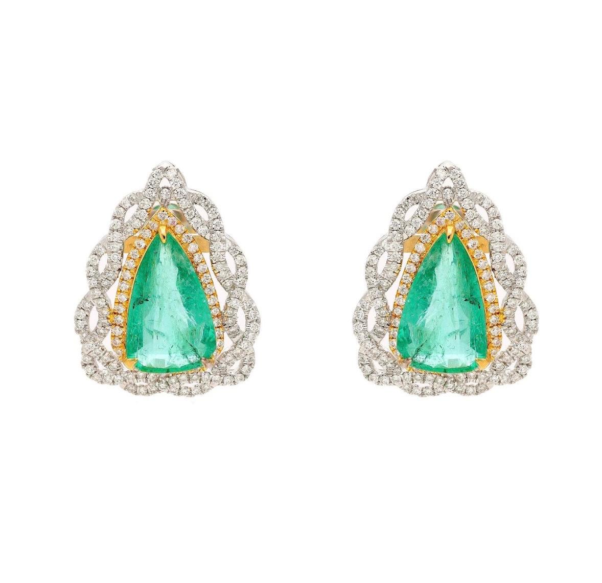 Donna Nature Zambia  Orecchino con smeraldo e diamante in oro 18 carati in vendita